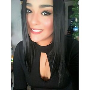 Meet your Posher, Olivia